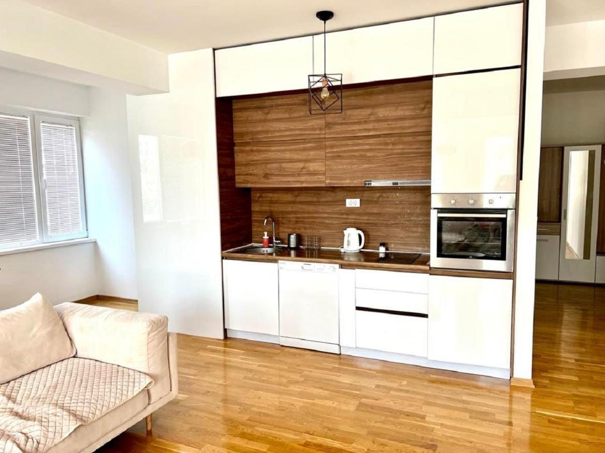 High-End Spacious Apartment Next To City Mall Skopje Eksteriør bilde